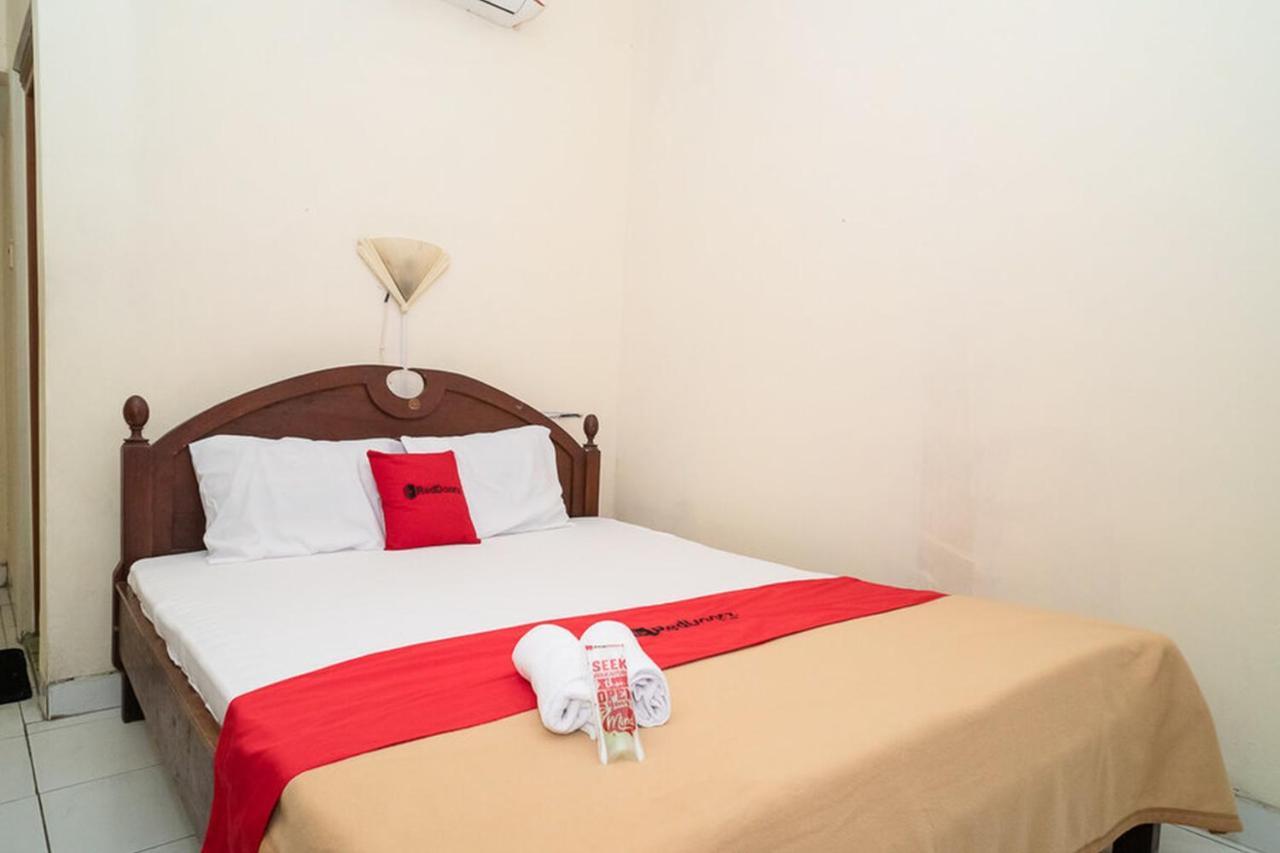 Reddoorz Near Kampus 3 Uty Yogyakarta Hotel Exterior photo