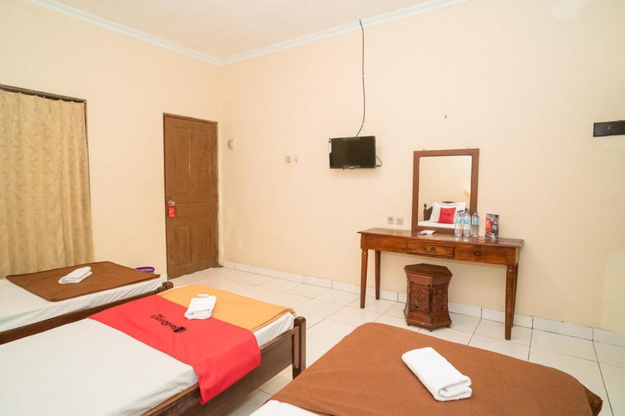 Reddoorz Near Kampus 3 Uty Yogyakarta Hotel Exterior photo