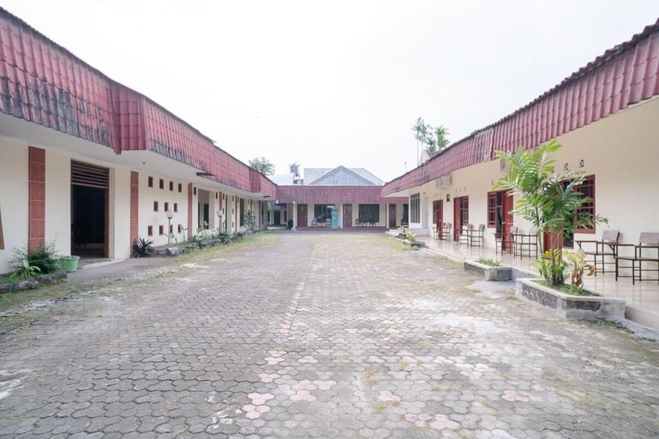 Reddoorz Near Kampus 3 Uty Yogyakarta Hotel Exterior photo