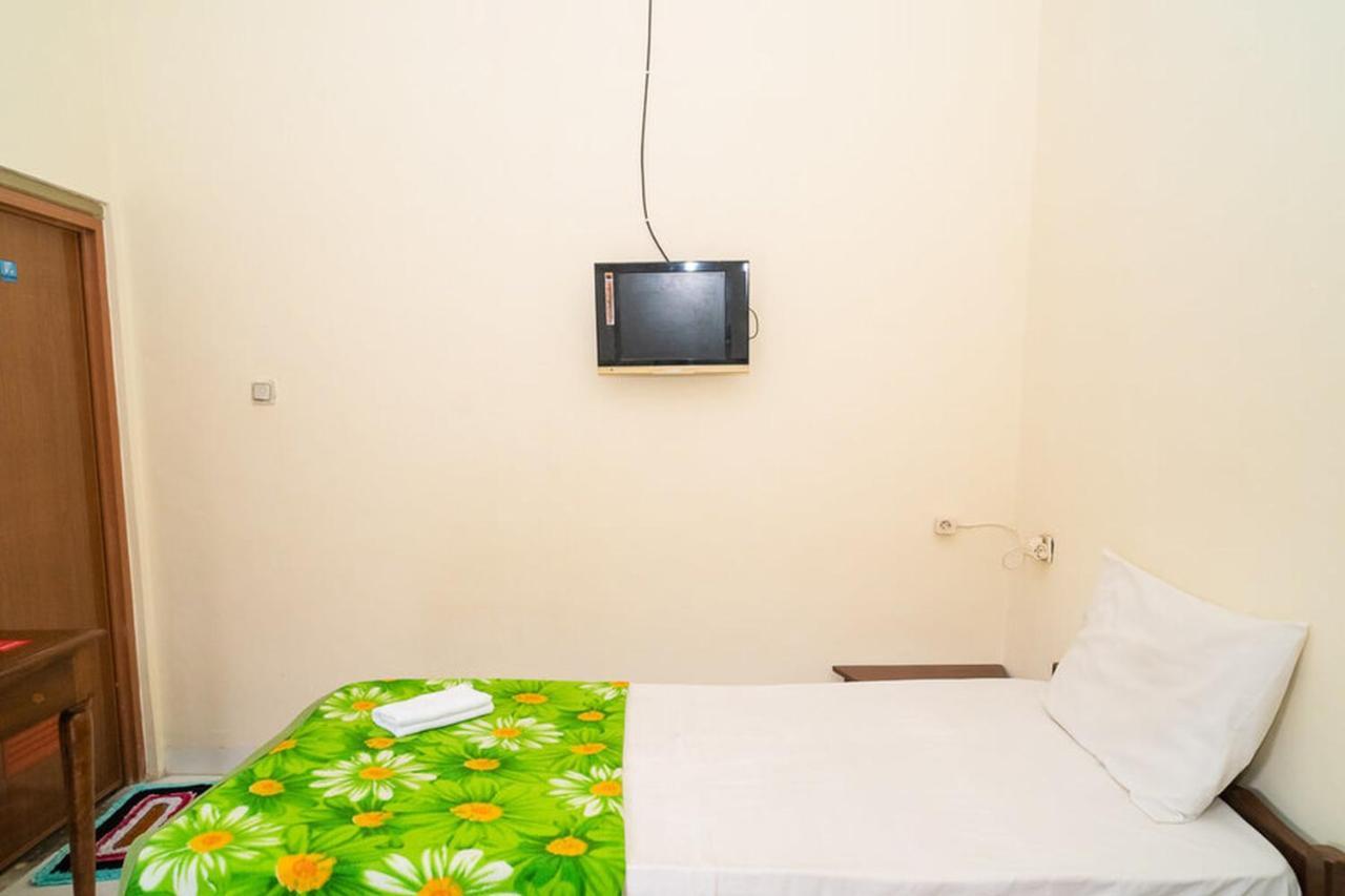 Reddoorz Near Kampus 3 Uty Yogyakarta Hotel Exterior photo